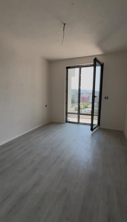 Apartament ne shitje Ish Fusha e aviacionit