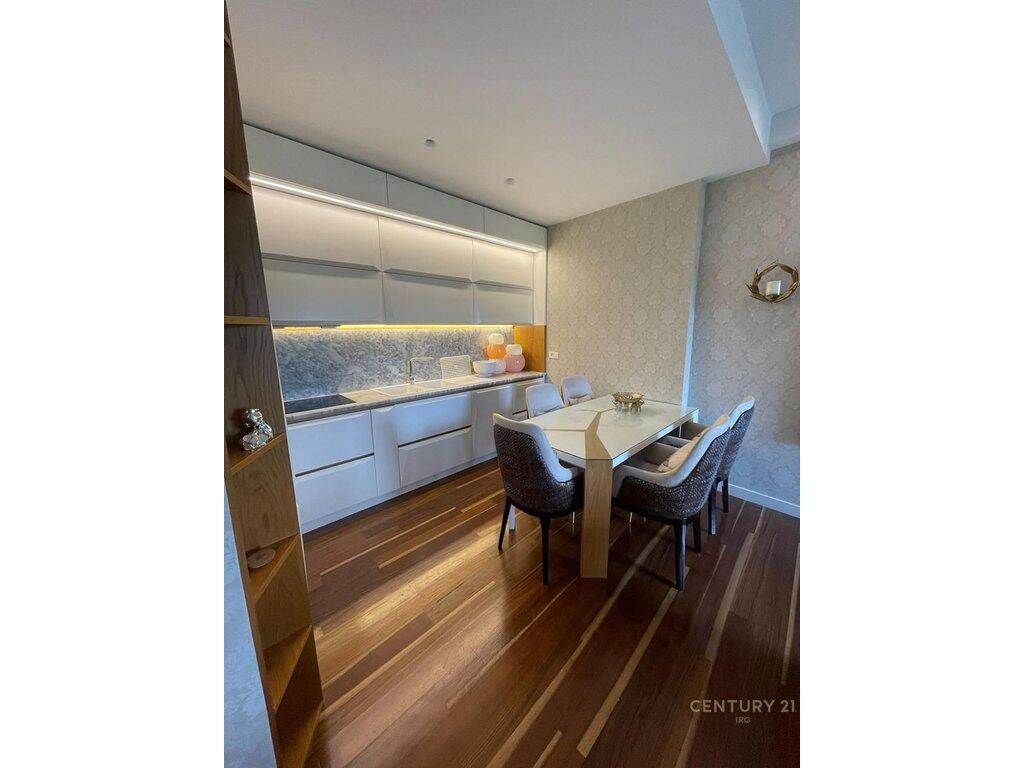 Luxury 1+1 Apartment for Rent – Park Gate, Elbasanit Street