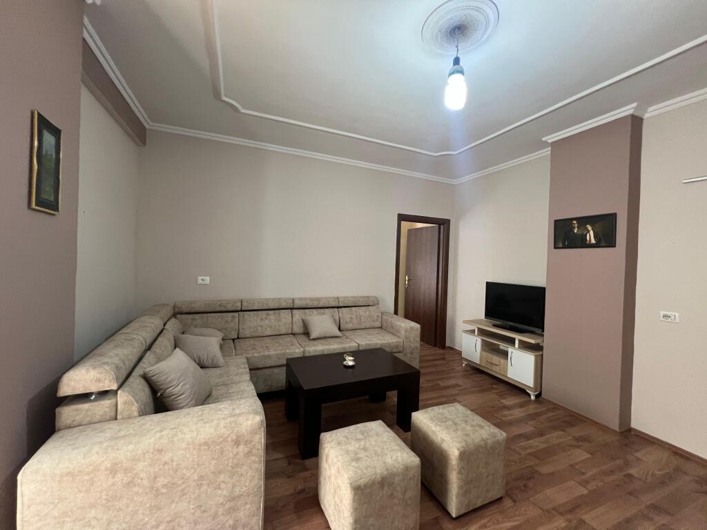 AFFITTASI Appartamento 2+1+2  📍Don Bosko, vicino all'Hotel Ferrari