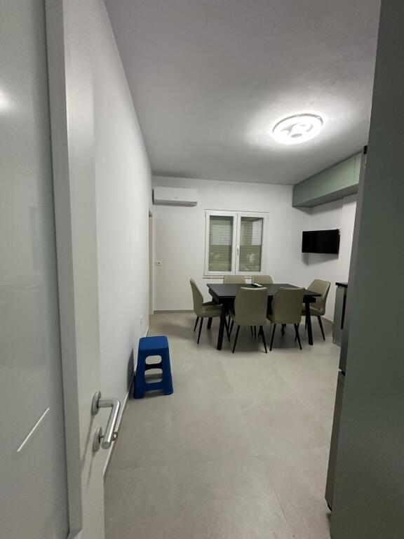 Affitto Appartamento Durazzo, Spiaggia. Appartamento 1+1, 55m2
