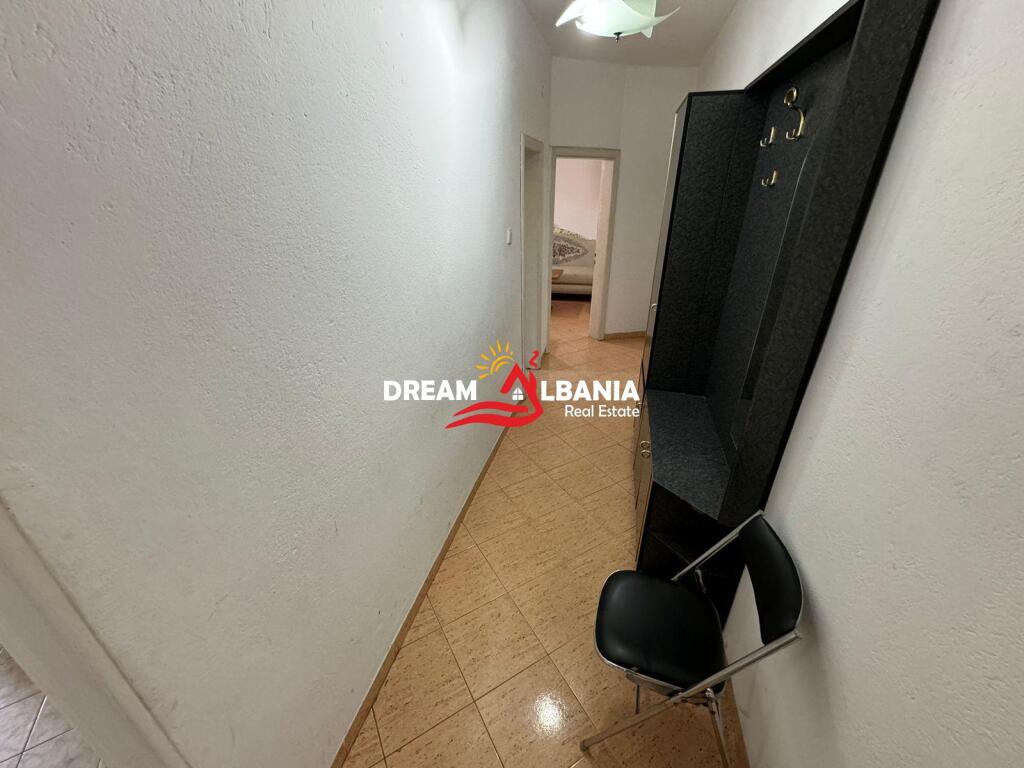 Appartamento 1+1 in affitto Centro, in Viale Zogu 1, vicino a Sigalit (ID 4219379)