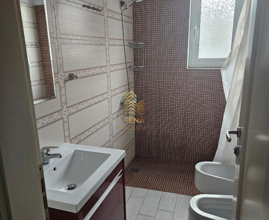 Rent, Apartment 3+1+2WC, Vilat Amerikane, 550 Euro/Month