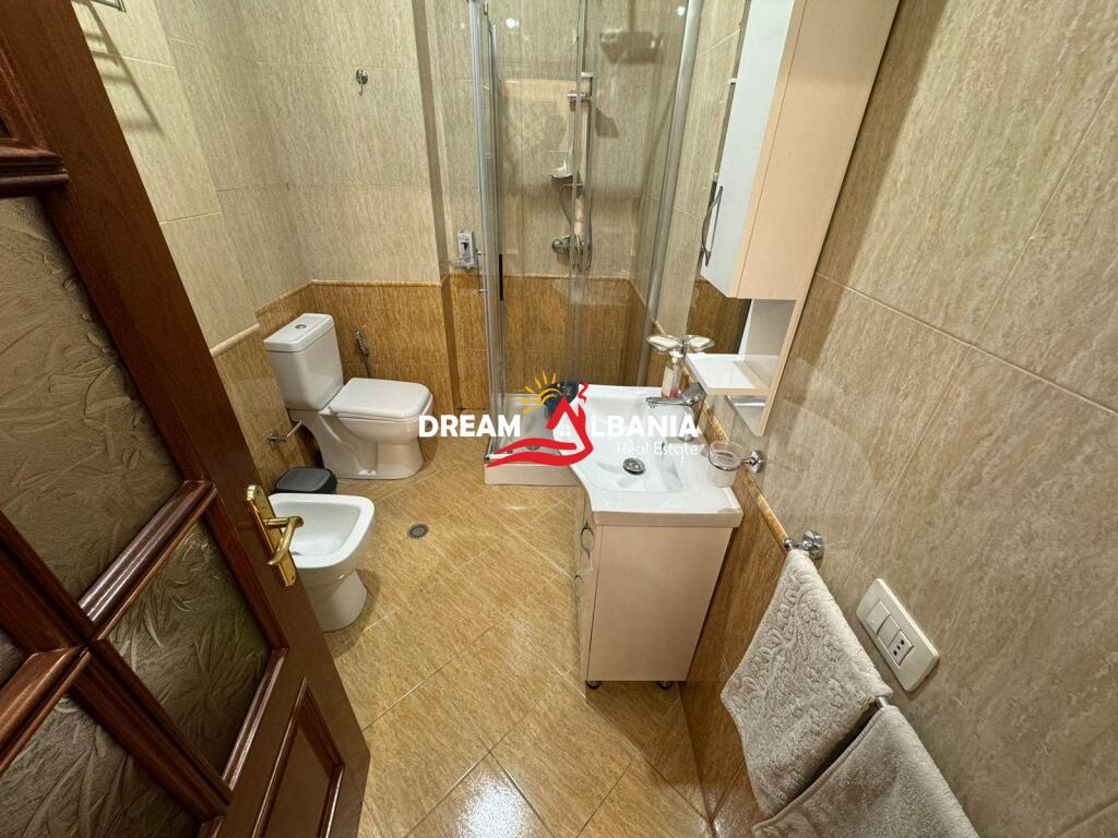 Appartamento 1+1 in affitto in Via Mine Peza, vicino alla Procura, Tirana(ID 42111164)