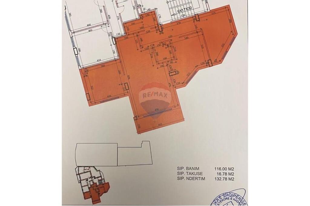 Apartament 3+1+2 Ne Shitje tek Fresku !