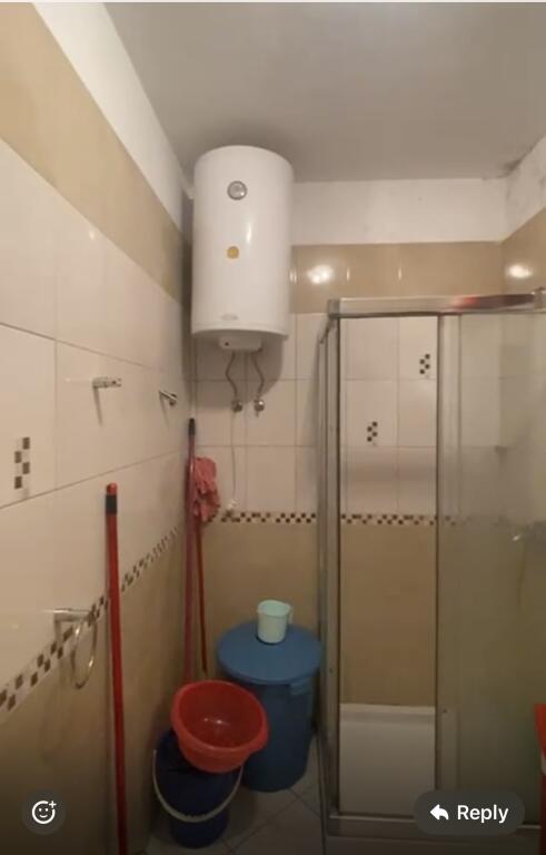 2+1,arredato,strada Fresku,350 euro