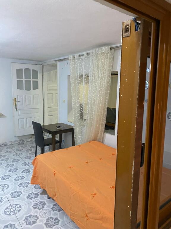 STUDIO APARTMENT 10 MIN AWAY FROM UET. SADIK PETRELA STREET