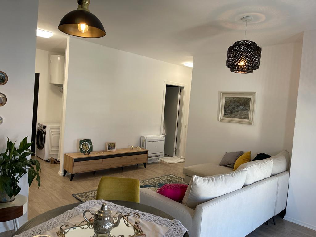 APARTAMENT 2+1 PER QIRA TEK UNIVERS CITY