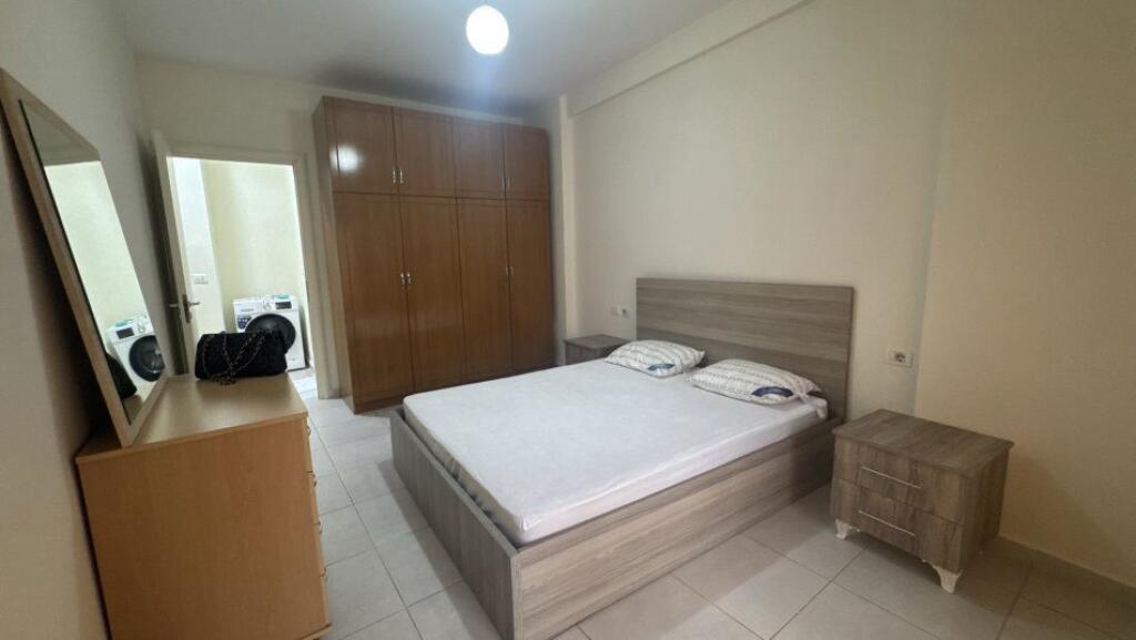 APARTAMENT ME QERA 1+1 ASTIR 420 EURO