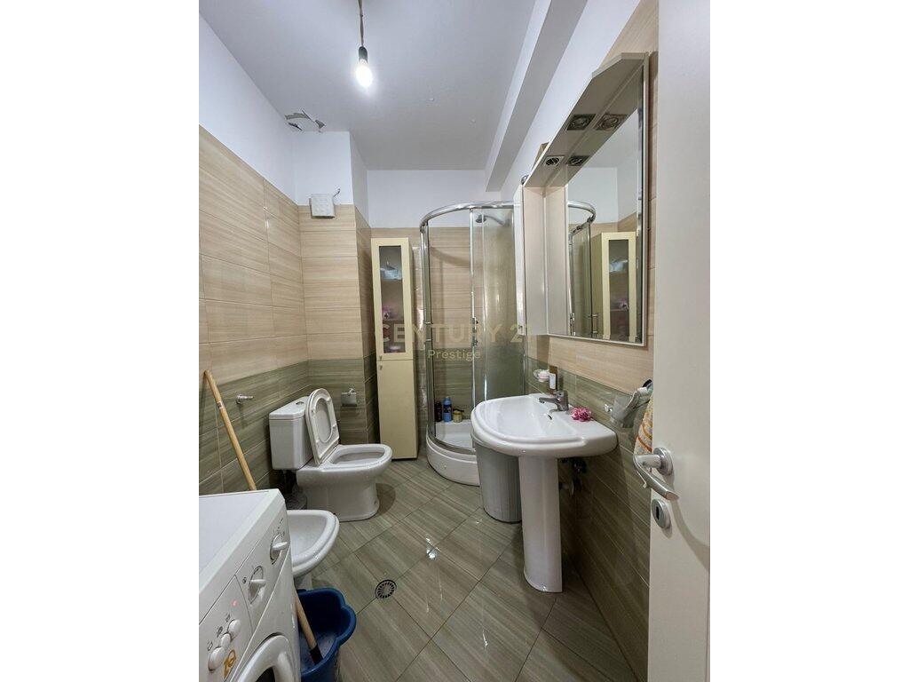APARTAMENT 2+1+2 ME QIRA, NE ZONEN E FRESKUT, TIRANE!