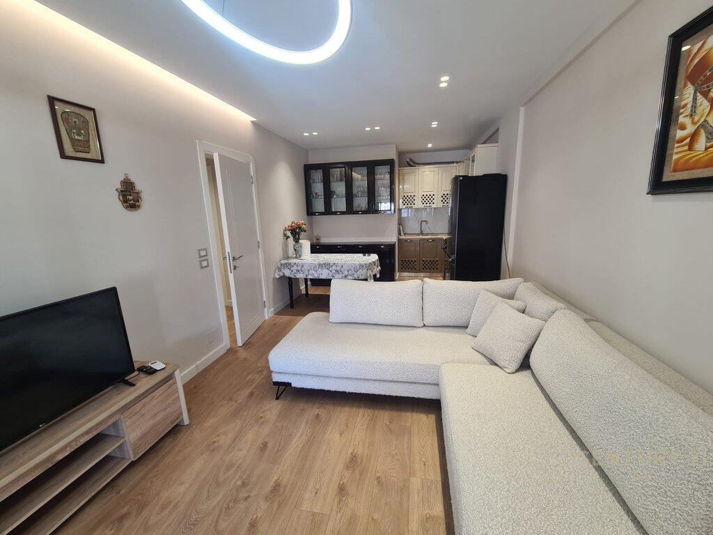 🏡 Apartament 2+1 me post parkimi – Me Qira pranë Kika 2, Komuna e Parisit