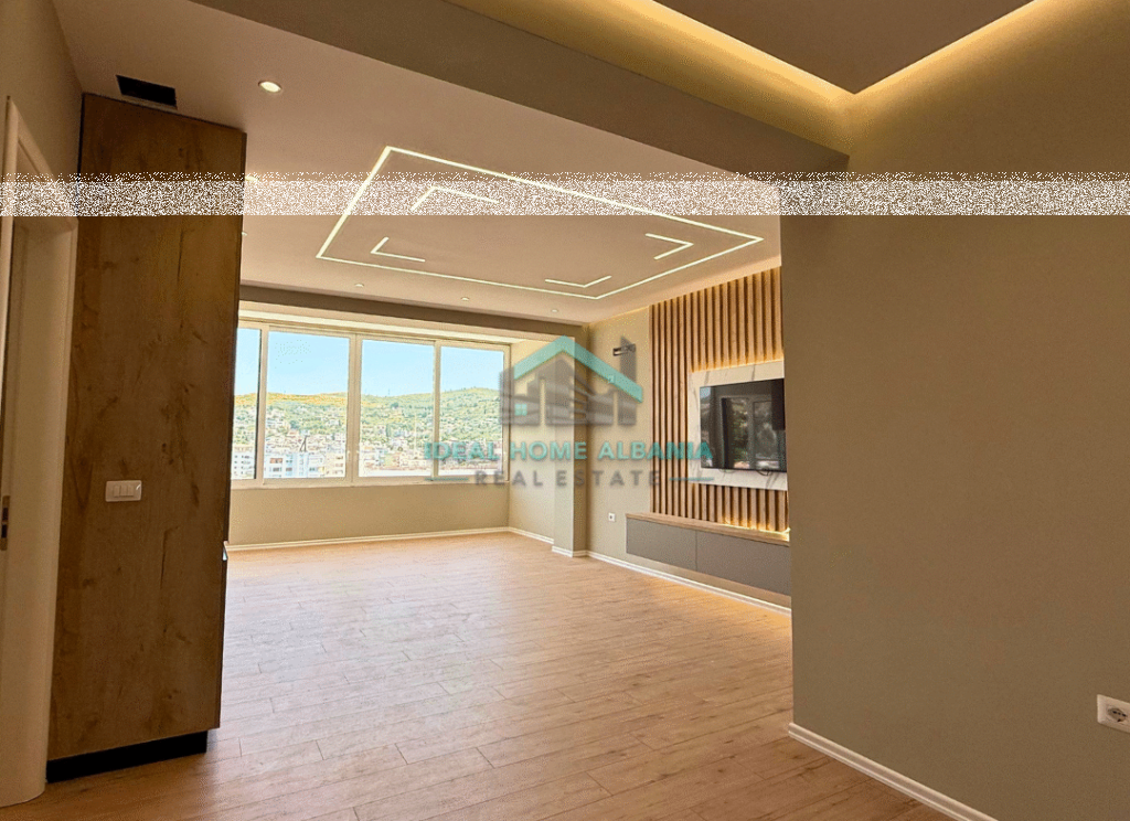 Shkolla “Halim Xhelo”, Vlore- Shitet apartament 2+1+2-E investuar