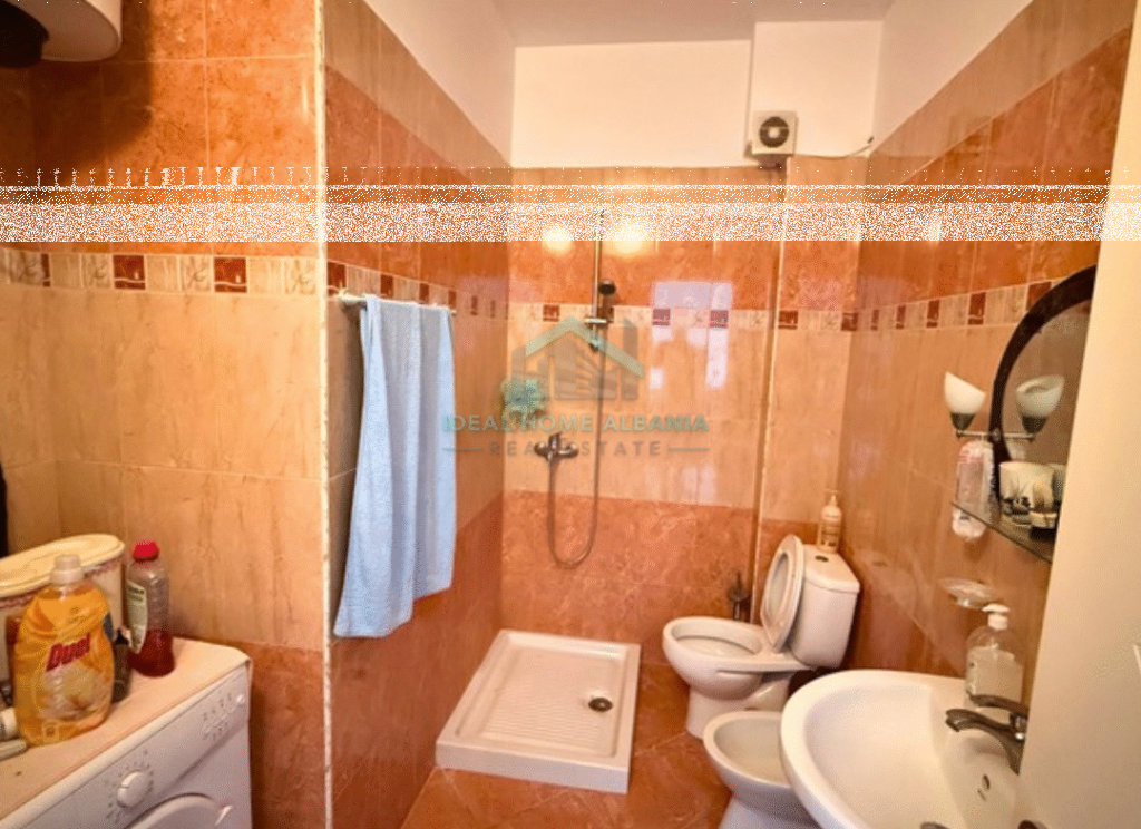 Plazhi i Vjeter-Vlore, Shitet apartament 1+1-Vendndodhje fantastike!