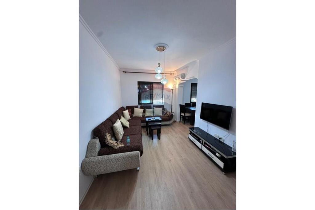 Shitet apartament 2+1 – Rr. Bardhyl, Unaza e Vogël
