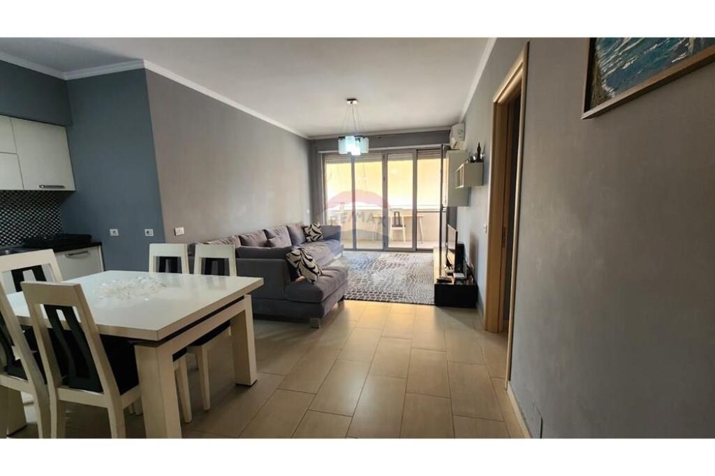2+1 apartment for rent in Don Bosco.
