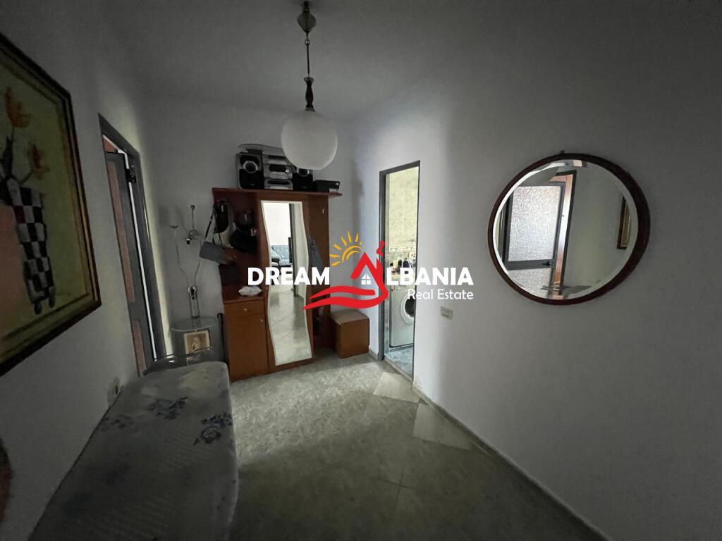 Apartament 1+1 per shitje tek shkolla 1 Maji (ID 4119437)