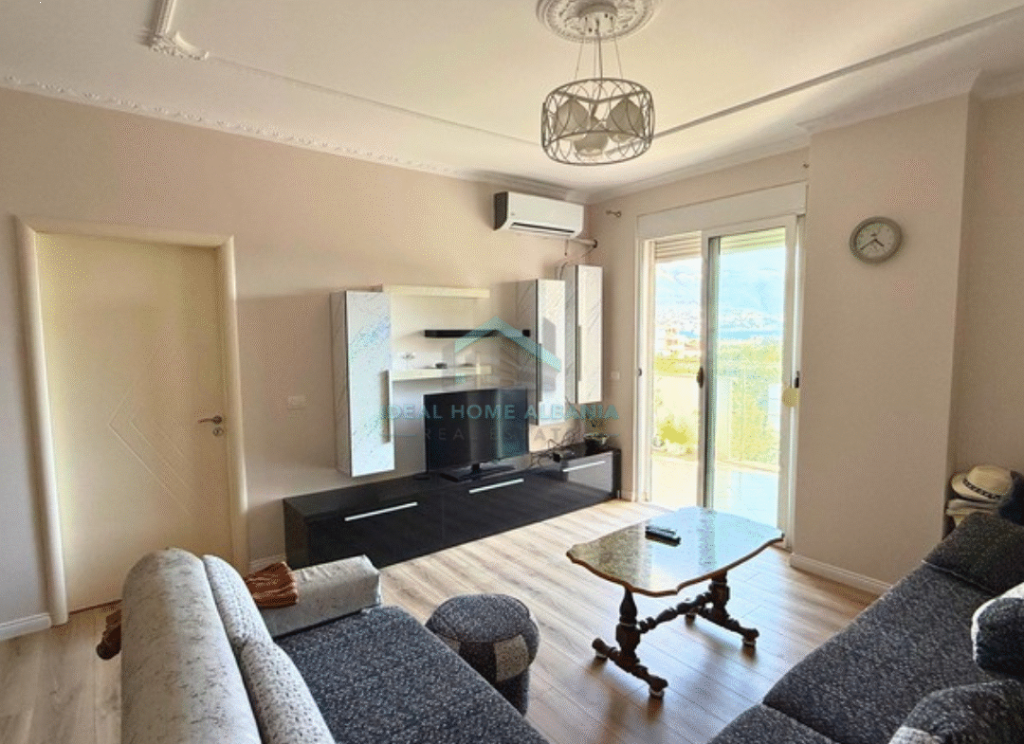 Plazhi i Vjeter-Vlore, Shitet apartament 1+1-Vendndodhje fantastike!