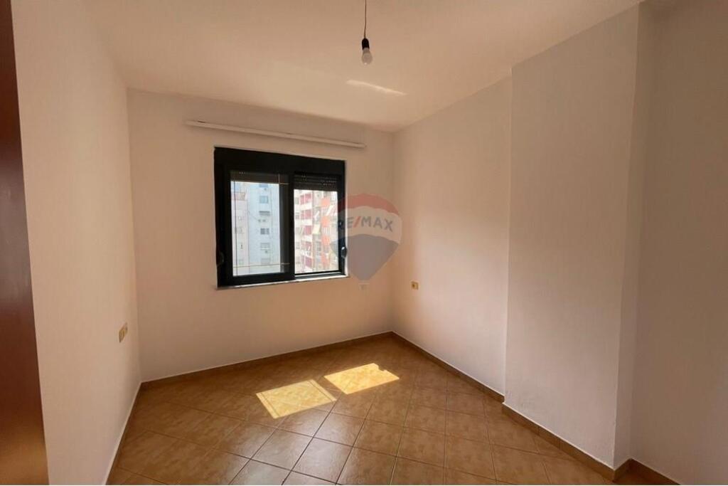 Appartamento 2+1 in affitto ad Astir !