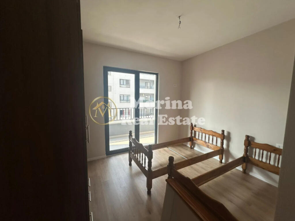 Affitto, Villa Privata su 2 Piani, Kamez, 500 euro/mese