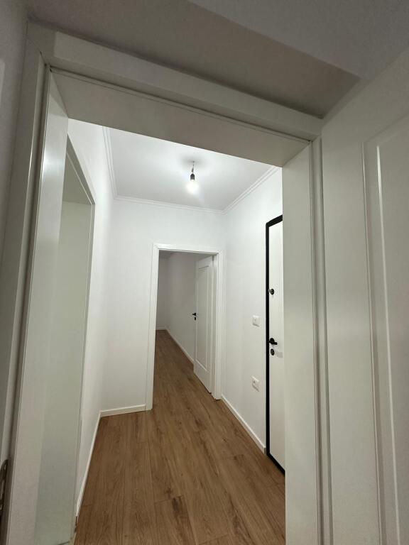 🏢Al Boulevard Zogu I, vicino al Ministero della Giustizia, in vendita appartamento 1+1, 153.000€uro