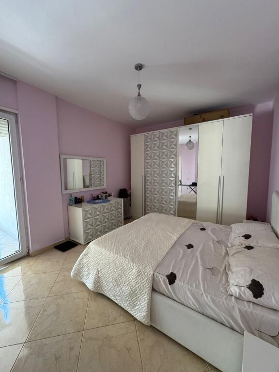 super appartamento 2+1 in affitto a Fresk