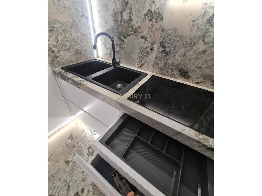 Super Appartamento 1+1+Parcheggio Affittasi