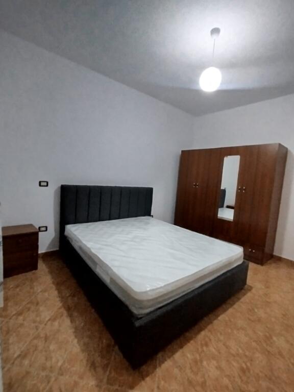 📢 Si affitta il secondo piano di una casa privata a Spitallë, Durrës.