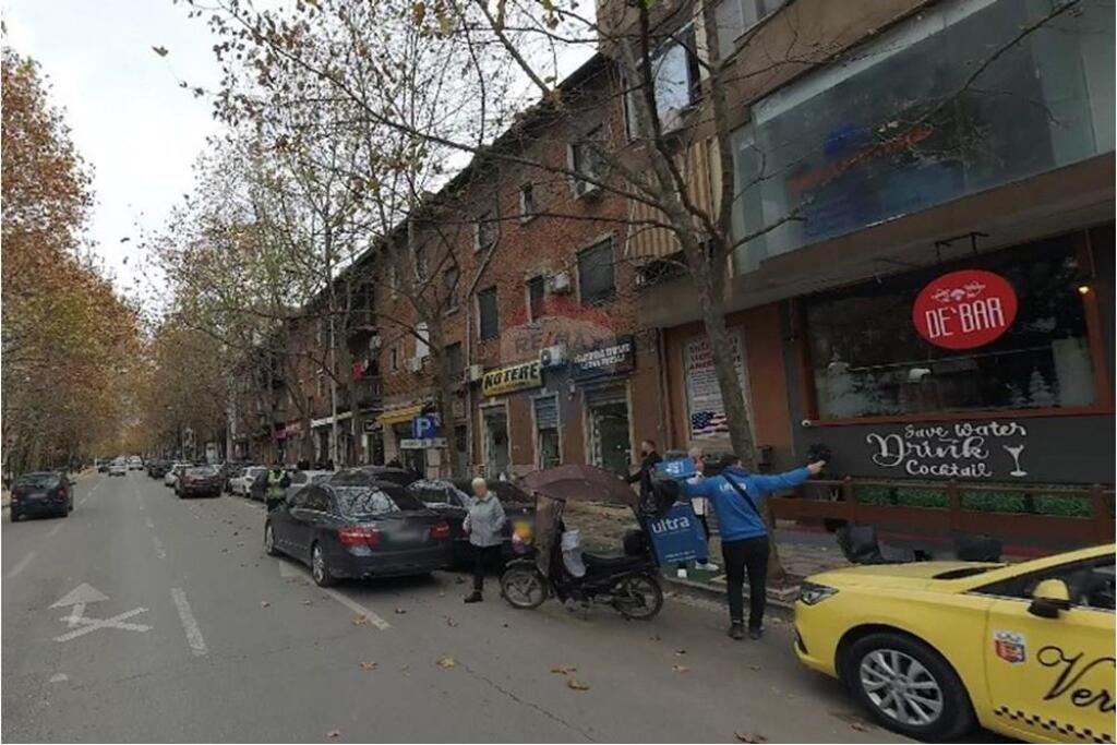 Unit for rent on Gjergj Fishta Boulevard