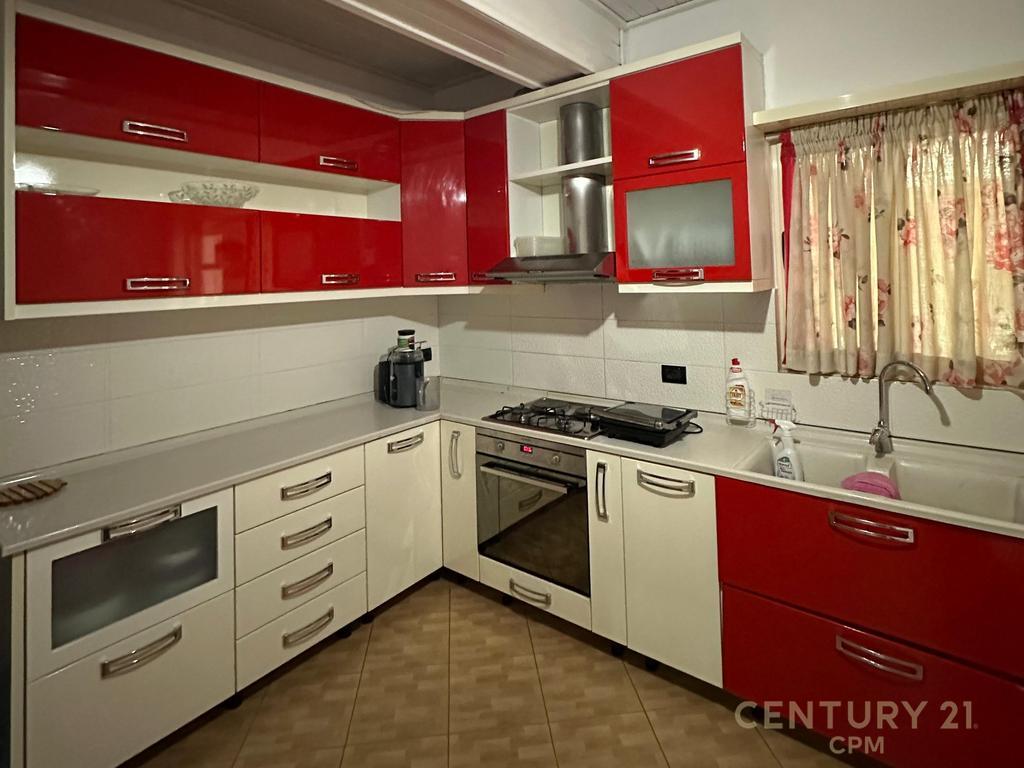 🏡 Appartamento 3+1+2 + Cucina Separata + Deposito + Veranda in Affitto – Vicino a TV Klan, Tirana