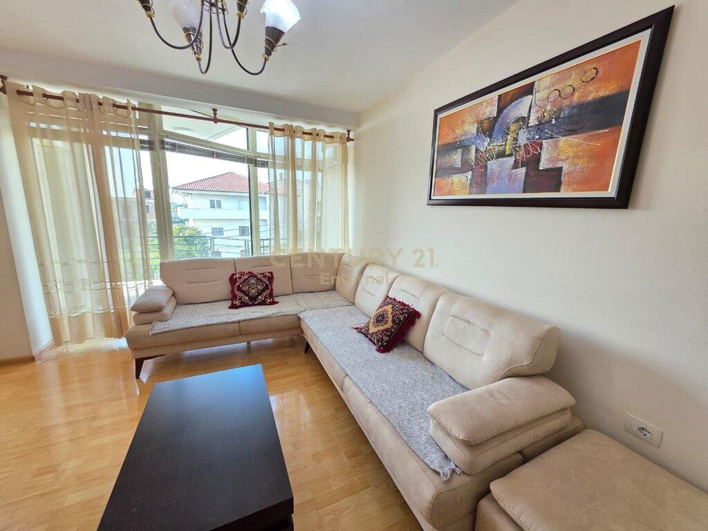 Individual villas for rent  4 parking spaces Sauk
