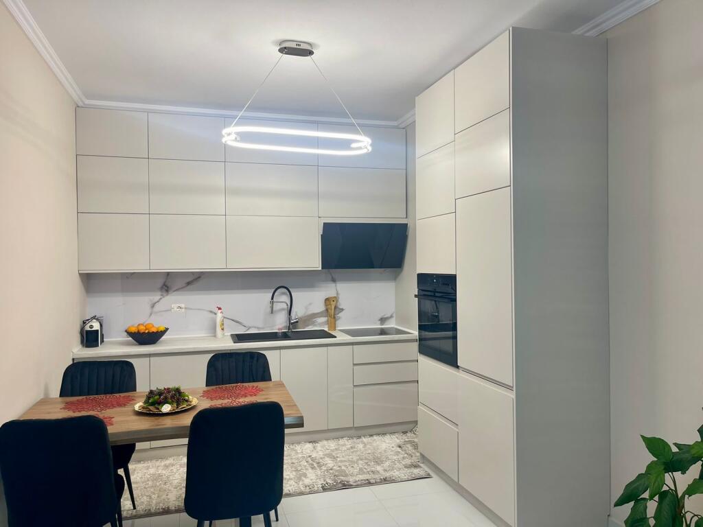 Apartament 2+1 per qira tek Kompleksi Urban Gate