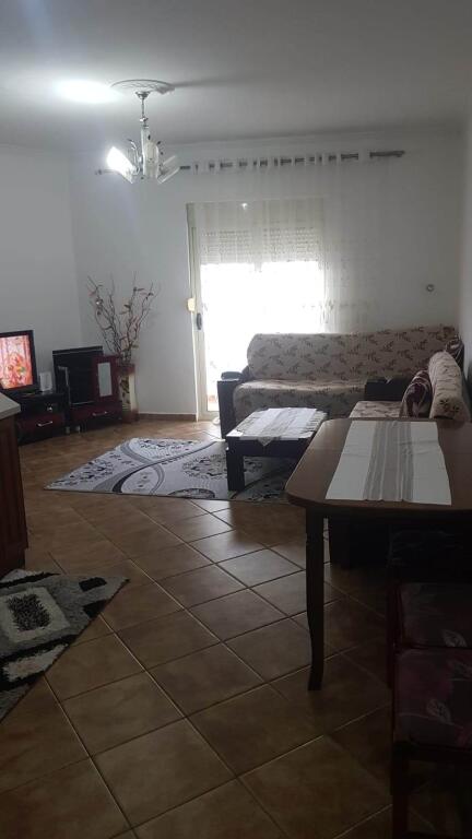 JEPET ME QERA APARTAMENT 1+1 60m2 TEK FRESKU