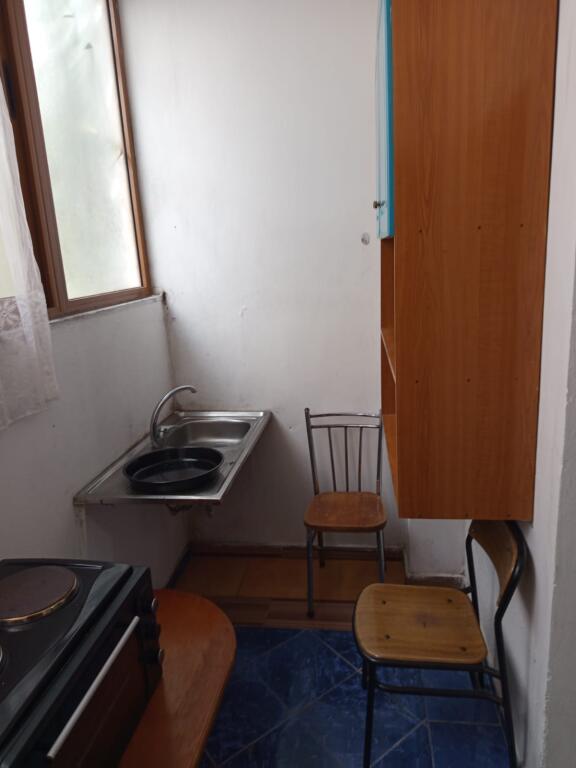 STUDIO 22000 LEKE.ZOGU I ZI