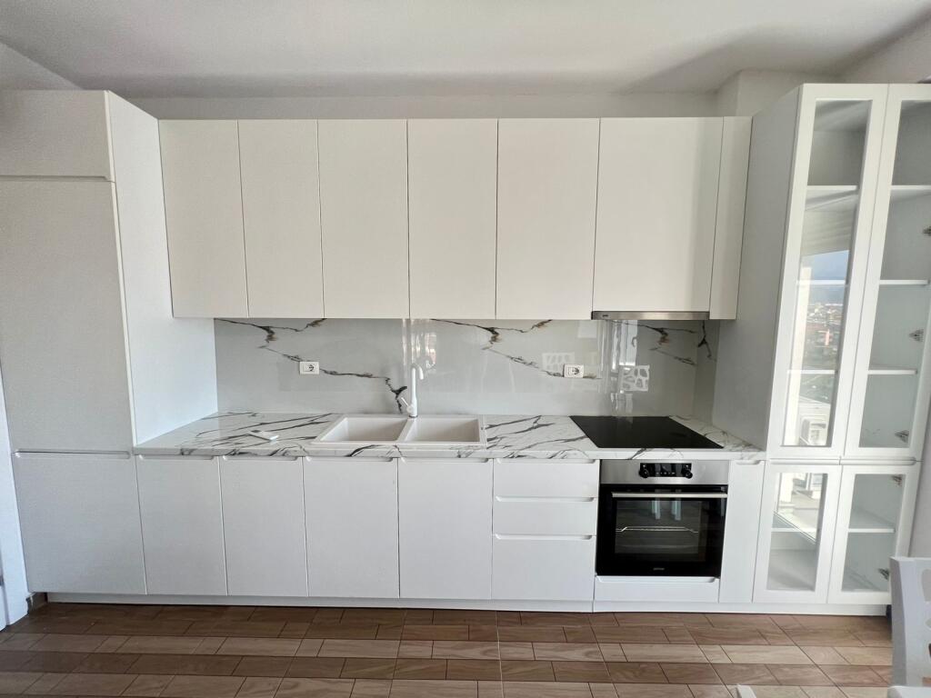 📣 SUPER AFFITTO Appartamento 2+1 Con Balcone 📍 Vicino al Complesso Mangalem 21, Ali Dem💶 Prezzo 50.000 Leke