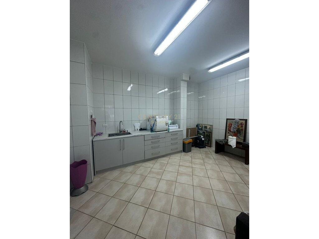 WE SELL DENTAL CLINIC BUSINESS !