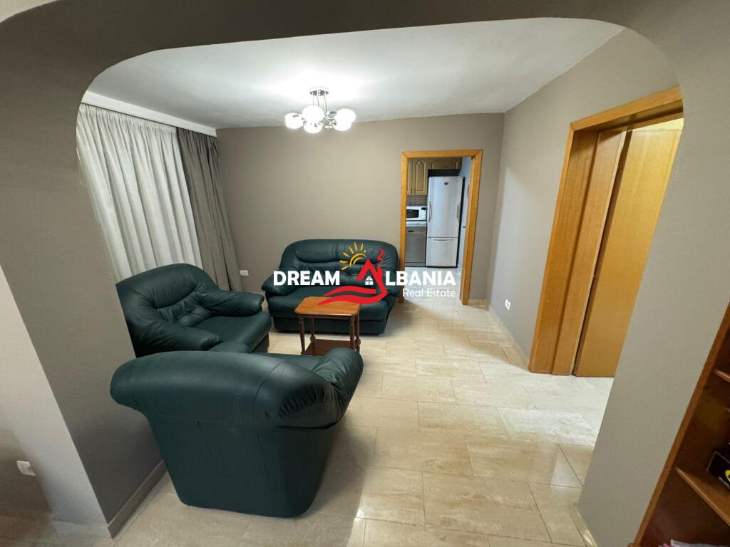 Apartament 2+1 me Qera ne Rr e Dibres, prane Medreses, Tirane (ID 4229460)