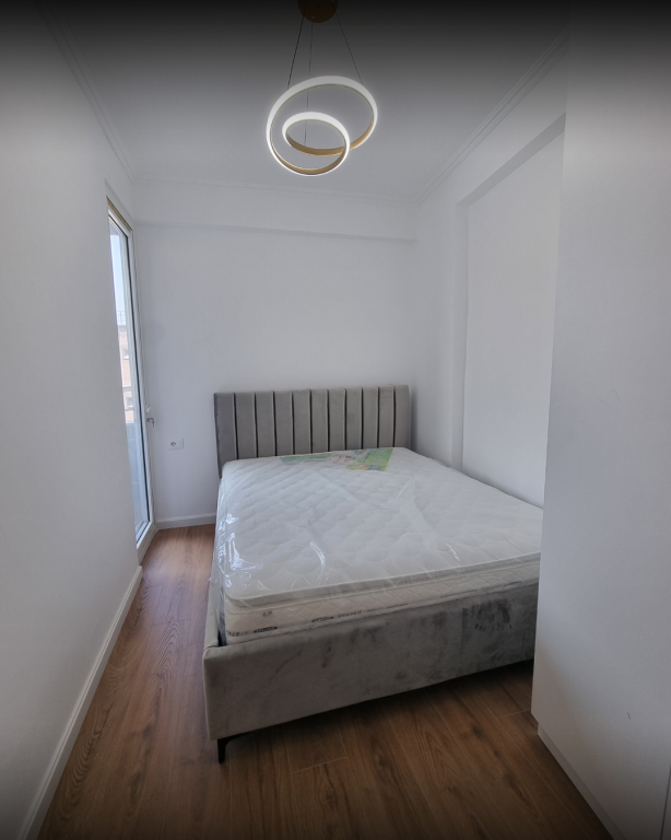 🏡 APARTAMENT 1+1 PËR QIRA 📍 Ish parku autobuzave, Ish Kontakti.  ✨ Super lokacion! 🏢 Pallat i ri me ashensor