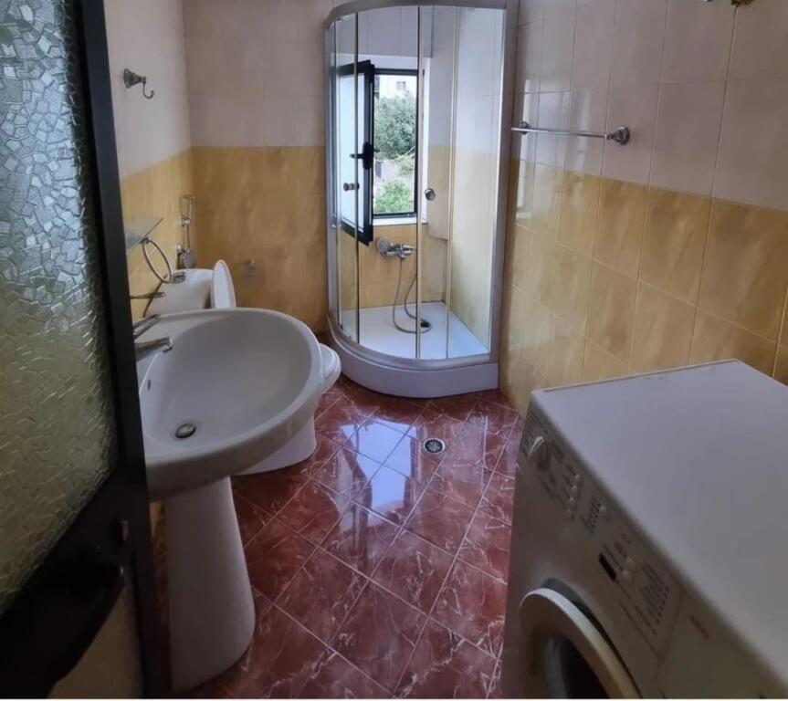Apartment for rent 3+1 – near Grandi, Student City