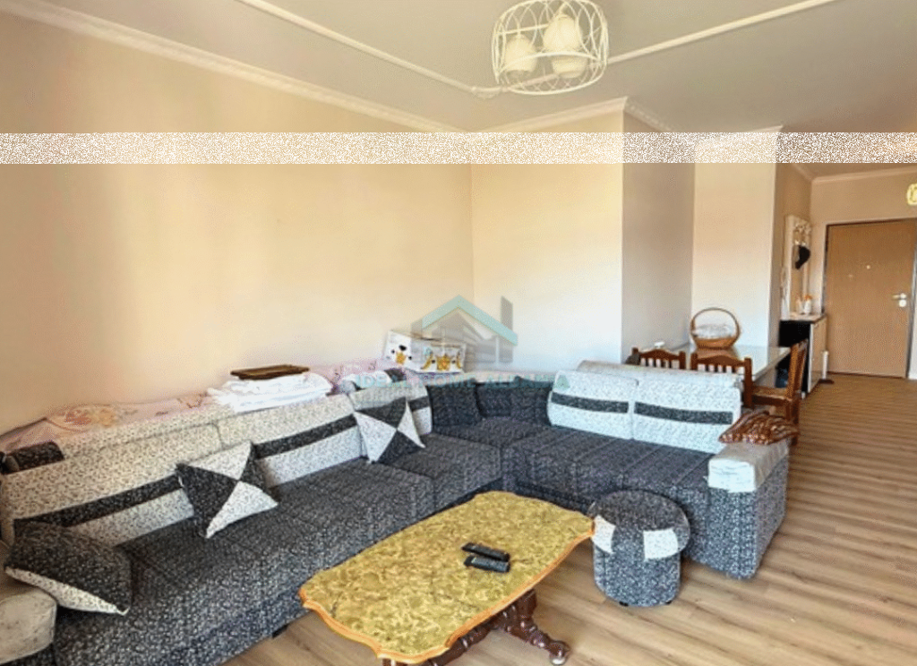 Plazhi i Vjeter-Vlore, Shitet apartament 1+1-Vendndodhje fantastike!