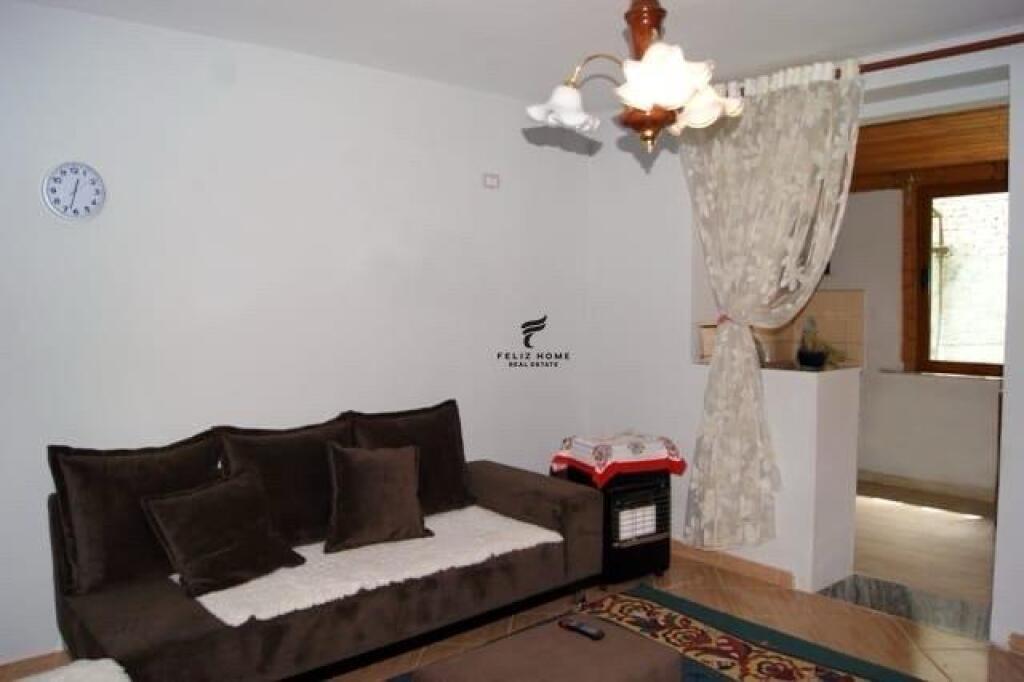 VENDESI APPARTAMENTO 2+1 SELVIA 130.000 EURO