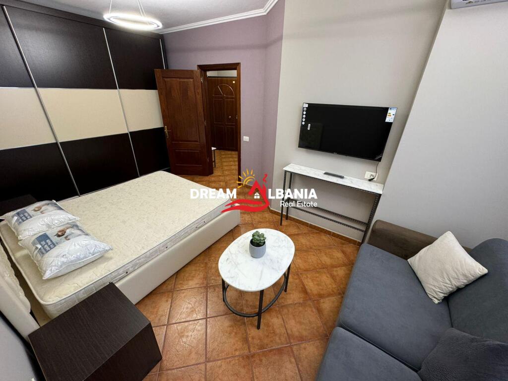 Appartamento 1+1 in affitto in Via Mine Peza, vicino alla Procura, Tirana(ID 42111164)