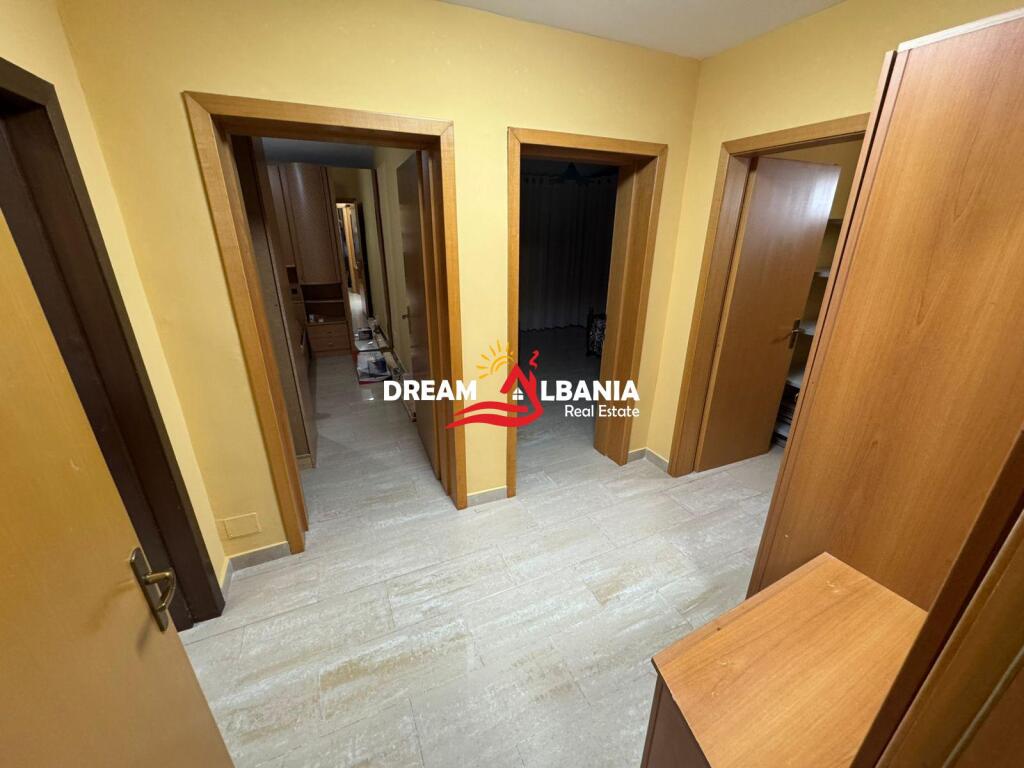 Apartament 2+1 me Qera ne Rr e Dibres, prane Medreses, Tirane (ID 4229460)