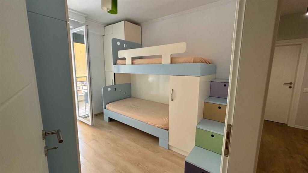 Appartamento 2+1 in affitto in via "5 Maji" vicino a Big Market.