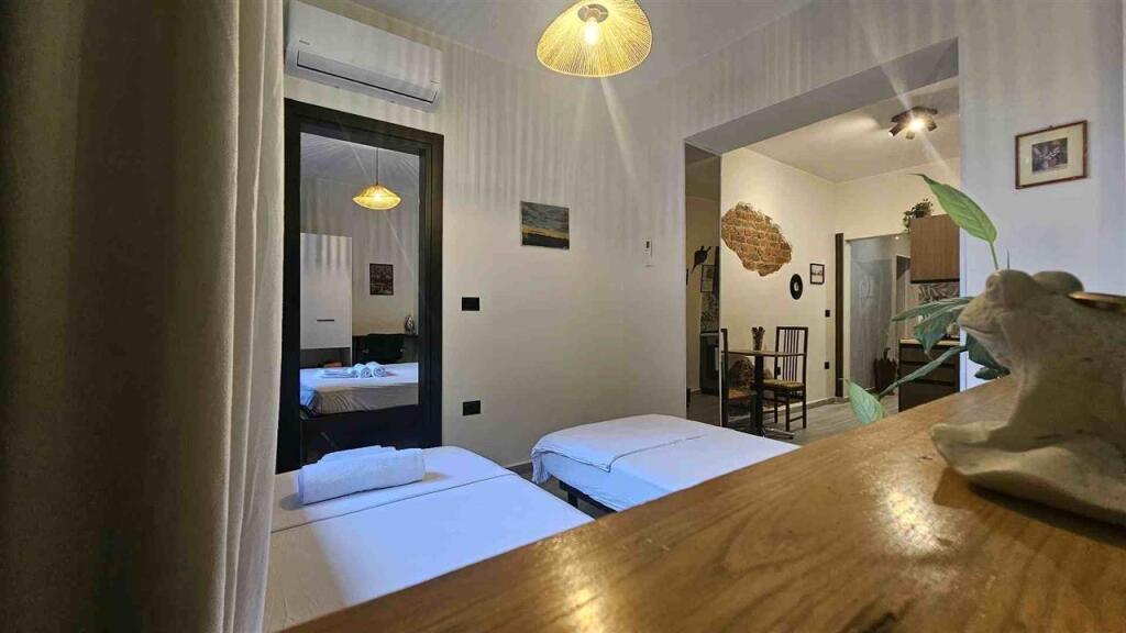 Jepet me apartament me qera tek Mozaiku prane 21 Dhjetorit.