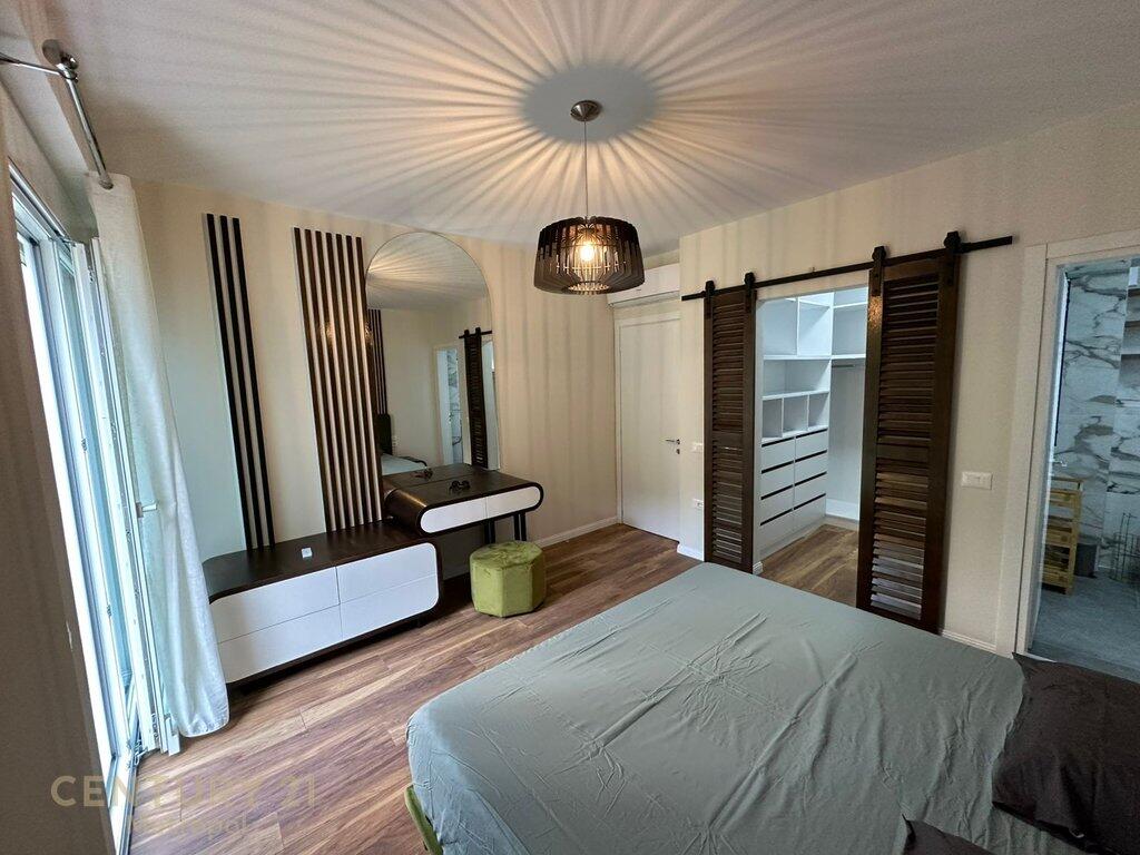 🏡 Jepet me Qira Apartament Modern 2+1+2 – Kompleksi FZ, Liqeni i Thatë