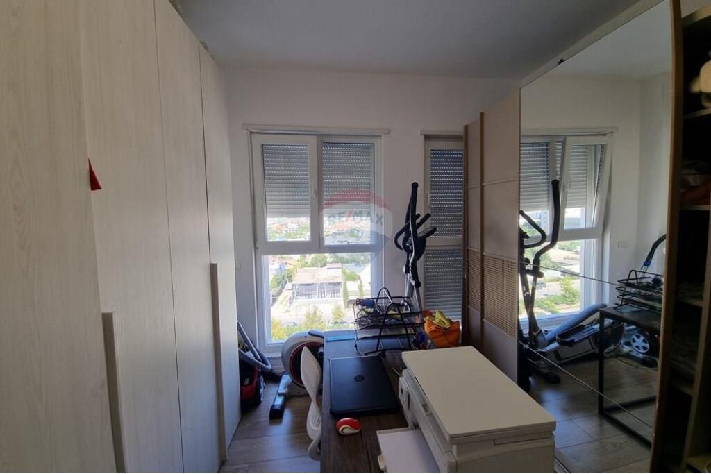 APARTAMENT 2+1 PER QIRA TEK UNIVERS CITY !
