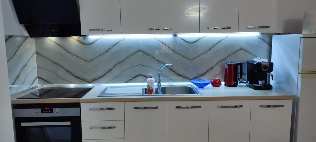 Jepet apartamenti 1+1 - 📍Rr. Ndre Mjeda, Tiranë