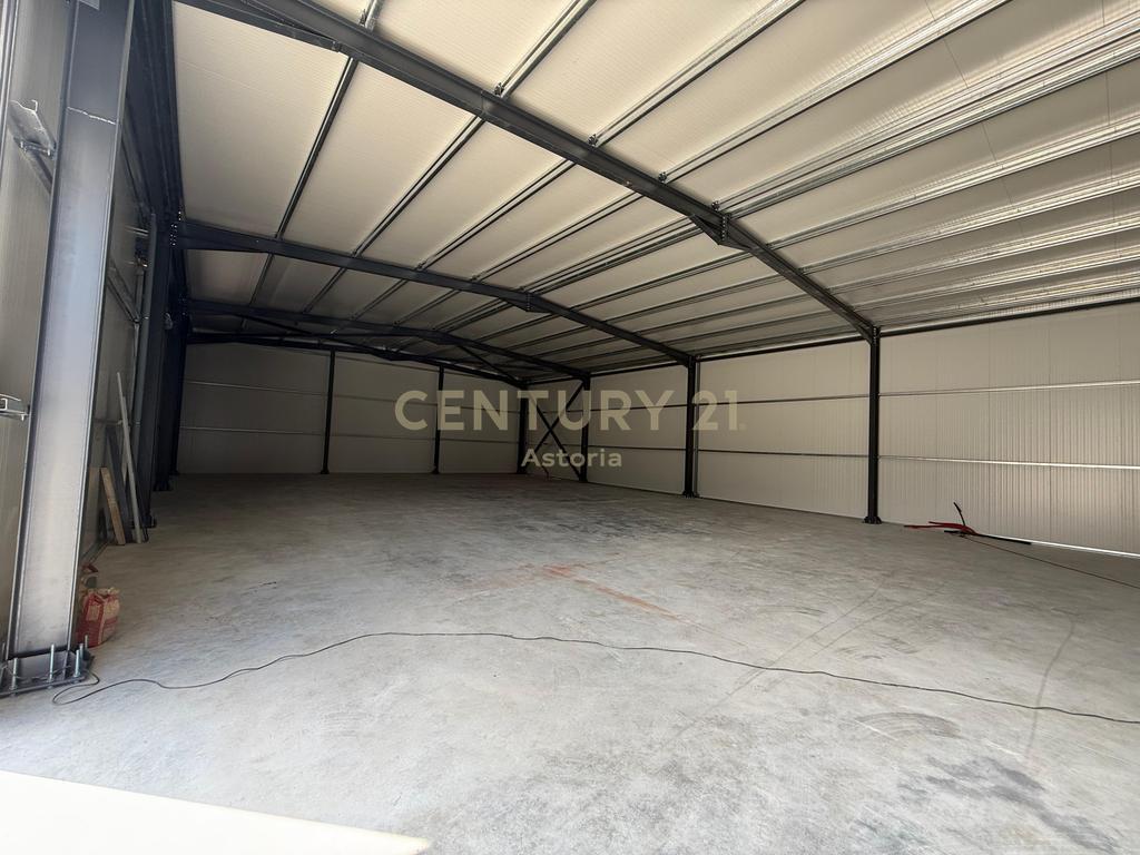 650 m² warehouse for rent in Farka, Tirana – Access from the Grand Ring Road