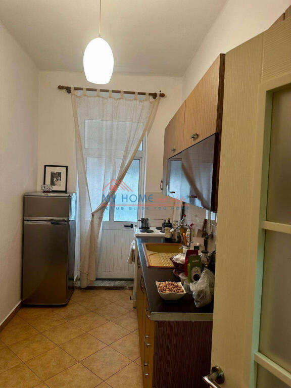 Apartament 1+1 ne shitje Rruga e Durresit ne Tirane