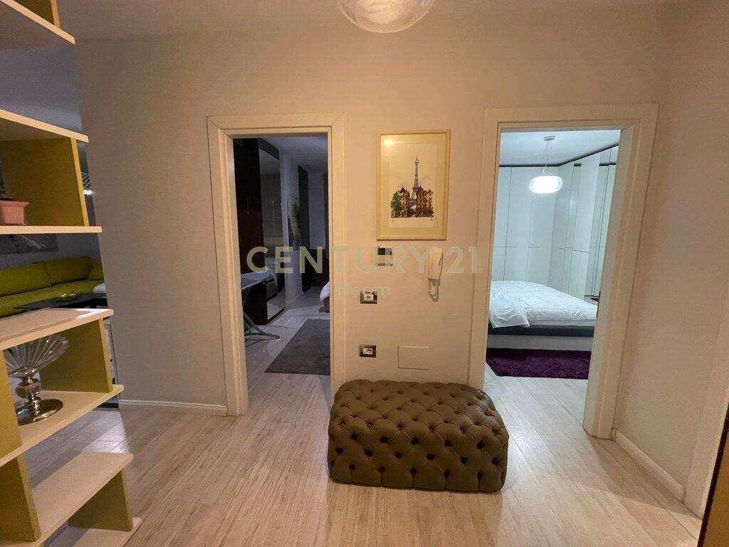 Qira, Apartament 2+1 te Nobis, Liqeni i Tiranës!