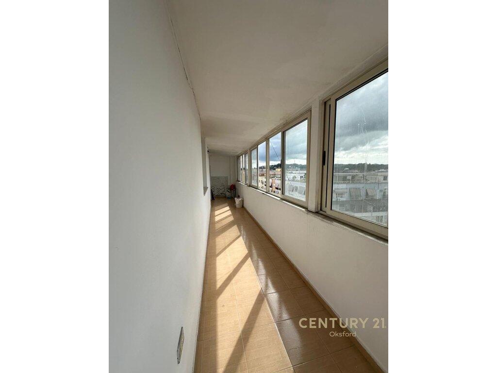 SHITET APARTAMENT 2+1 NE ASTIR